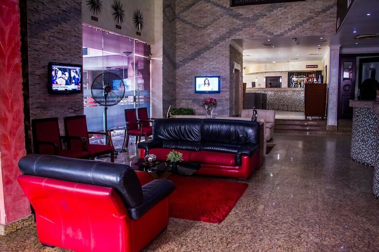 Excel Oriental Hotel And Suites