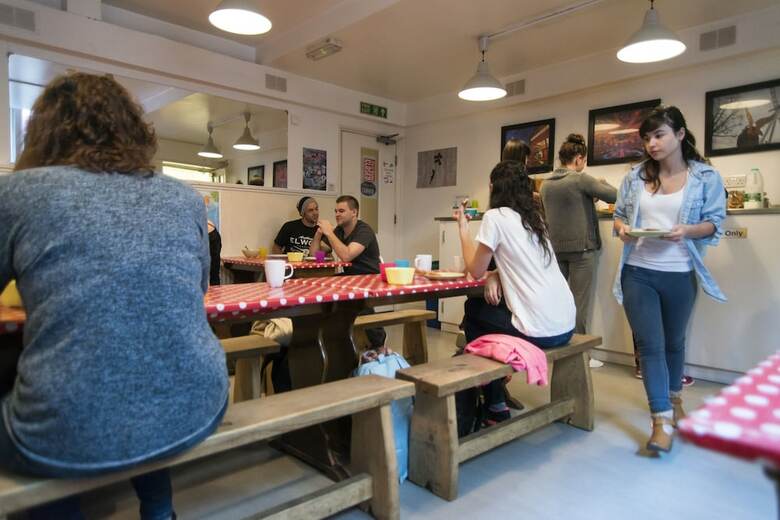 Hostal Astor Kensington Hostel