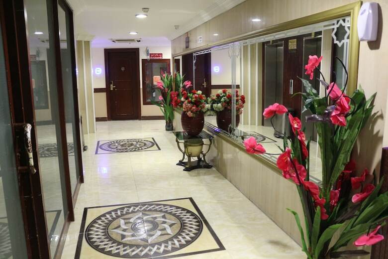 Mariana Hotel