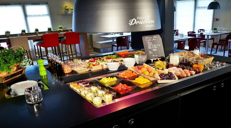 Hotel Campanile Valenciennes Ouest - Petite Foret
