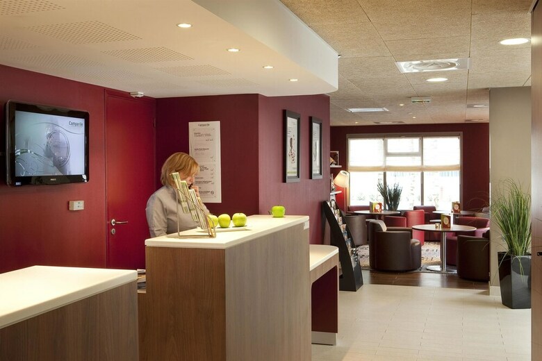 Hotel Campanile Valenciennes Ouest - Petite Foret