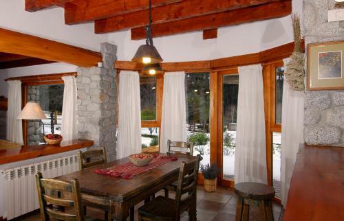 Lodge Caba�as Puente Viejo