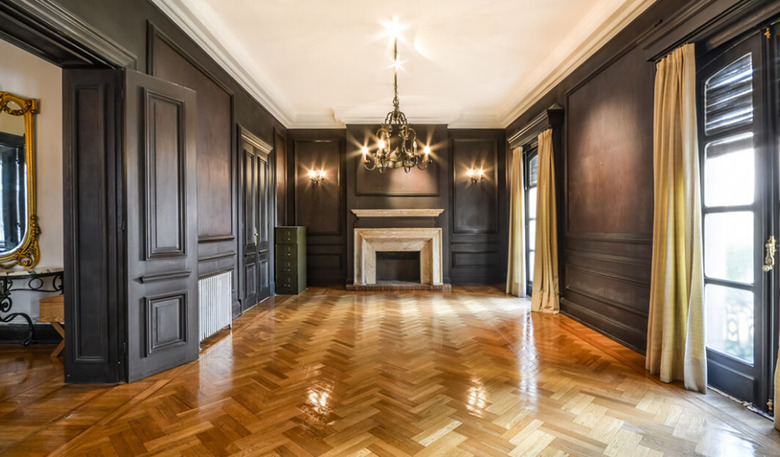 Sacha Mistol Art Hotel