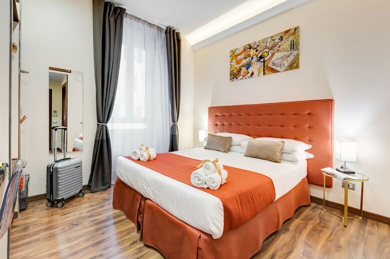 Hotel Lhr Coliseum B&B