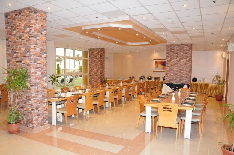 Hotel Tolip Family Club Borg El Arab