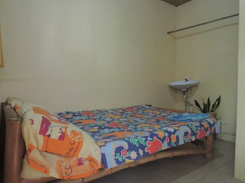 Hotel Kawayan Marine Village Beach Resort