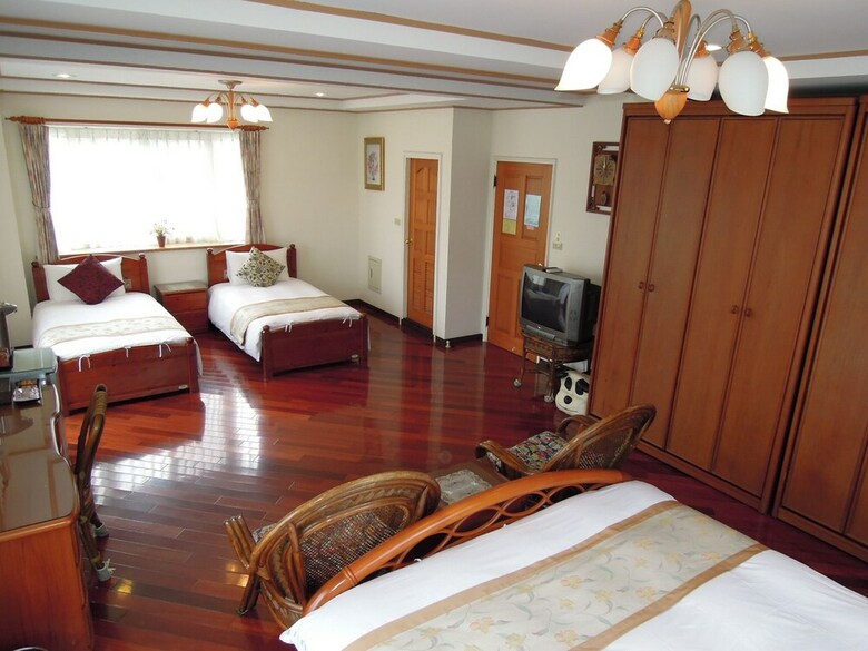Hotel Deep Breathing B&B