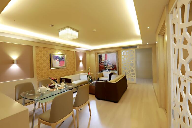 Hotel Patliputra Continental