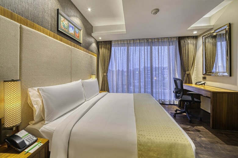 Hotel Holiday Inn Kolkata Airport