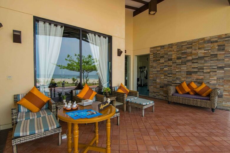 Hotel Bay Of Bengal Resort