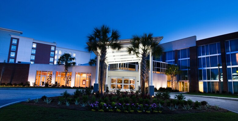 Doubletree By Hilton Hotel And Suites Charleston Airport