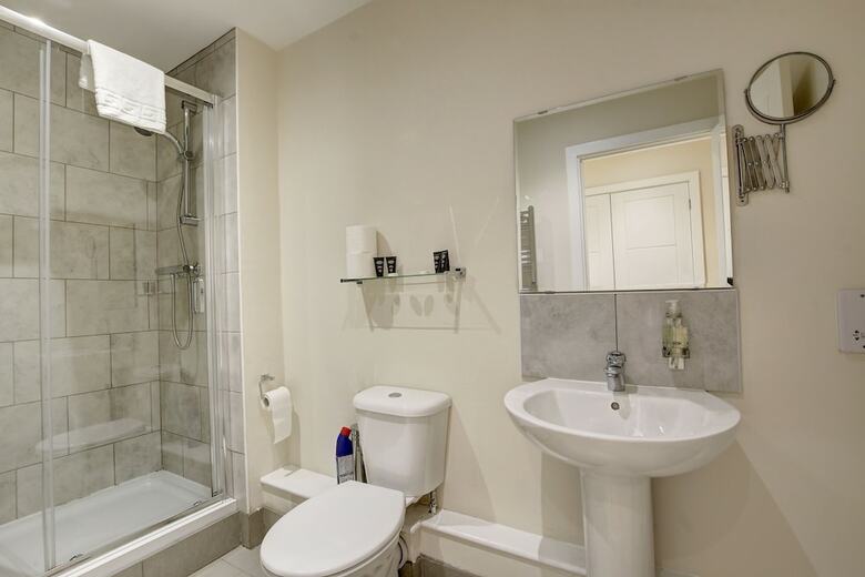 Apartamentos City Gate Suites