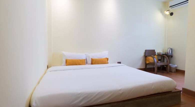 Hotel Manon Sleep Eat Drink