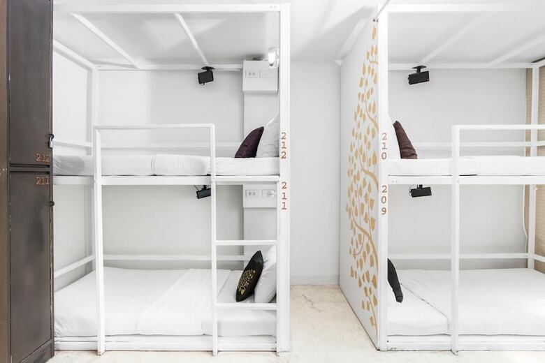 Hostal Nappark Hostel