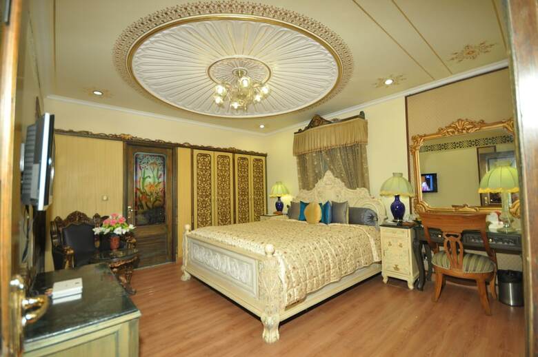 Hotel Shiv Vilas Resorts