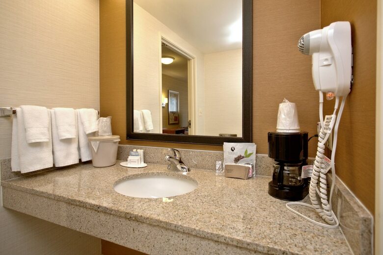 Hotel Fairfield Inn & Suites By Marriott Edison-south Plainfield