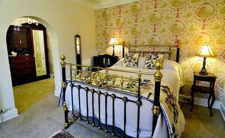 Pale Hall Hotel