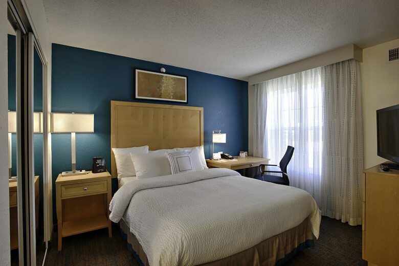 Hotel Residence Inn By Marriott Neptune At Gateway Center