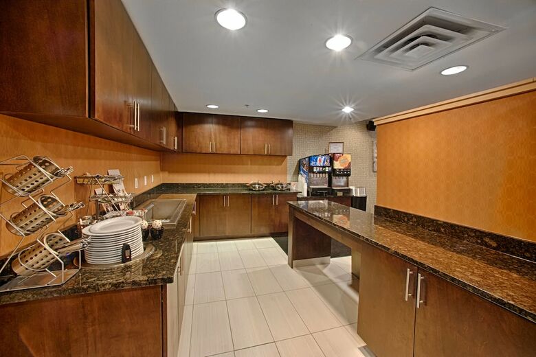 Hotel Residence Inn By Marriott Neptune At Gateway Center