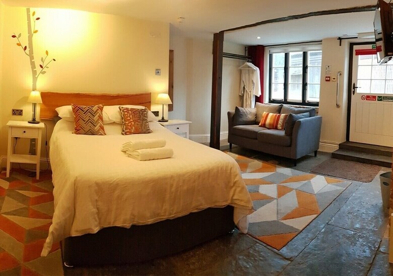 Old Manor House B&B