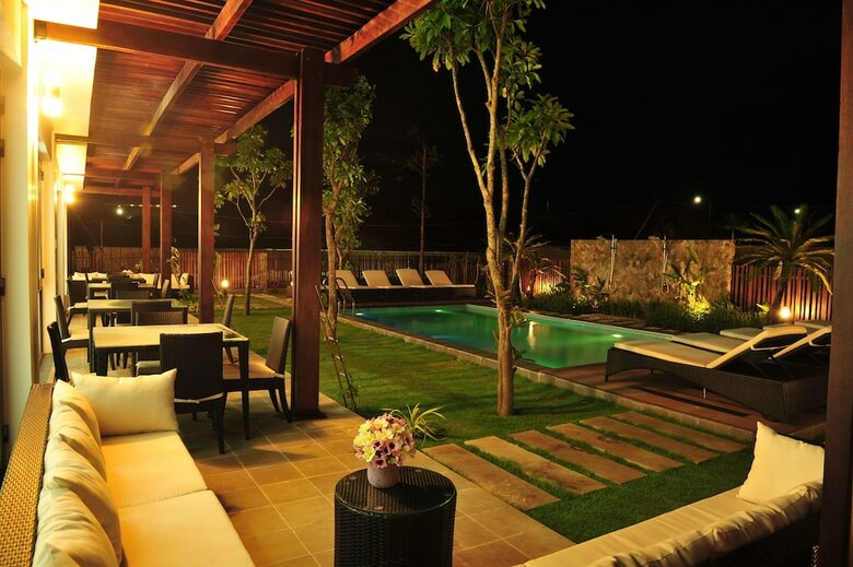 Kosmos Phu Quoc Villa