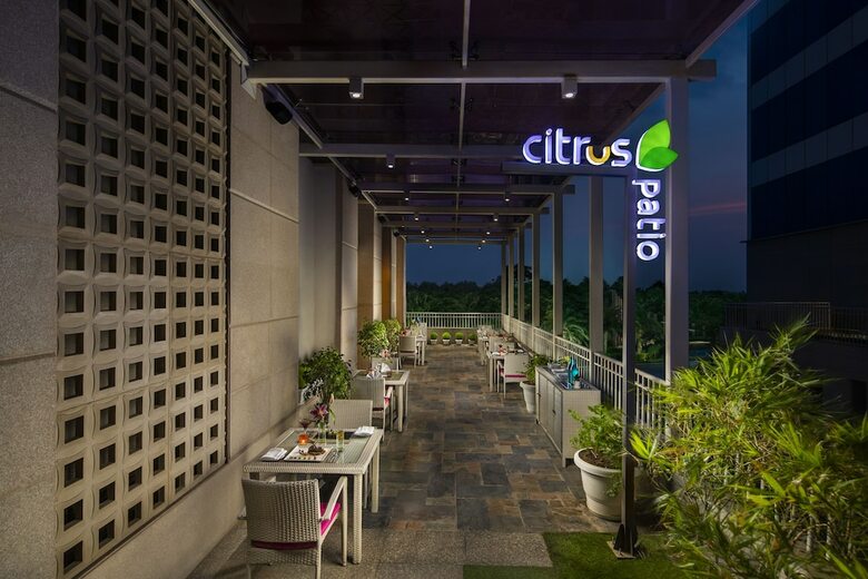 Sandal Suites Op. By Lemon Tree Hotels