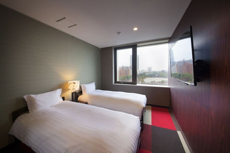 Centurion Ladies Hostel Ueno Park - Caters To Women