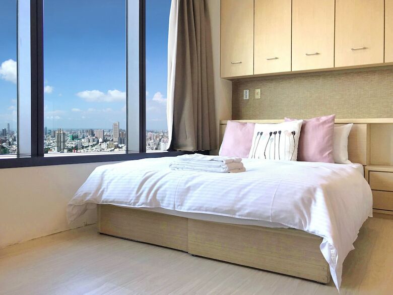 Hotel 85 Sky Hostel