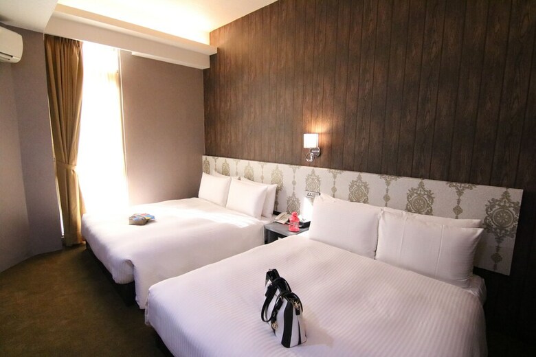 Ximen 101-s Hotel