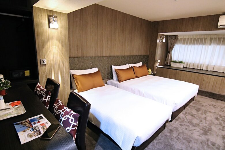 Ximen 101-s Hotel