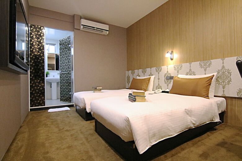 Ximen 101-s Hotel