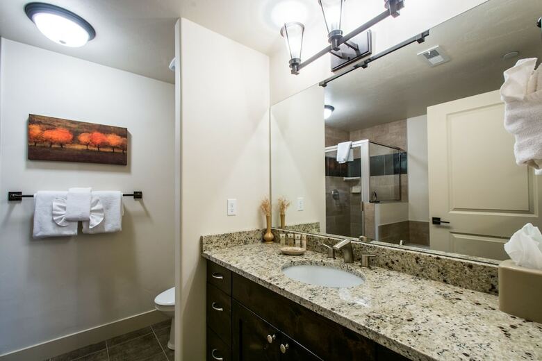 Bear Hollow Village By All Seasons Resort Lodging
