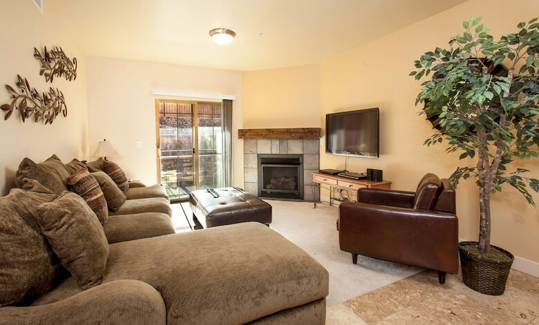 Bear Hollow Village By All Seasons Resort Lodging