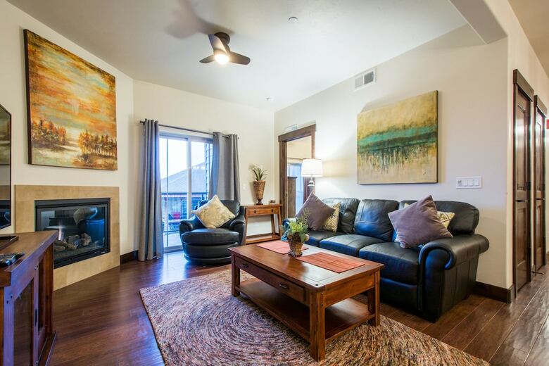 Bear Hollow Village By All Seasons Resort Lodging