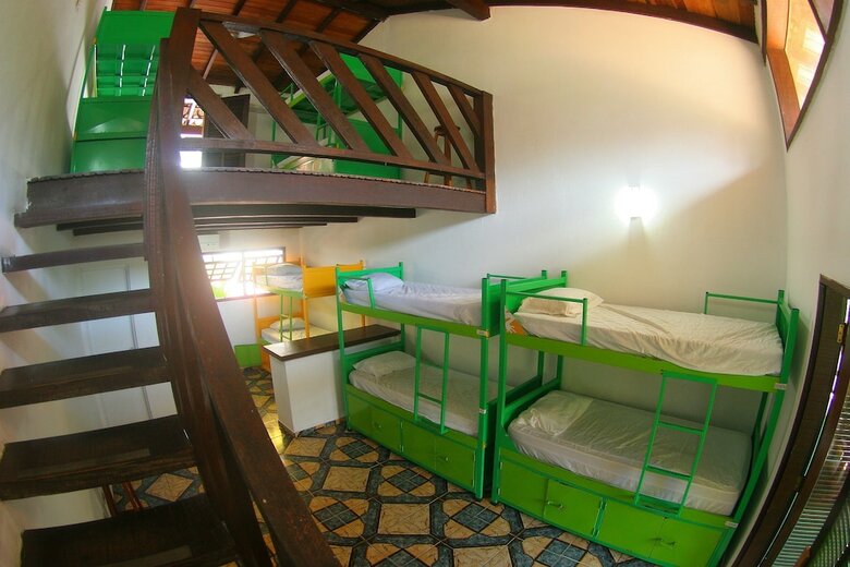 Hostal Pousada Tubes