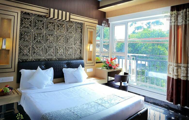 Hotel Parakkat Nature Resorts