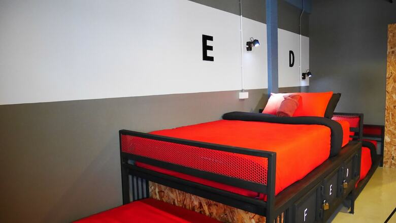 Hostal Amity Poshtel