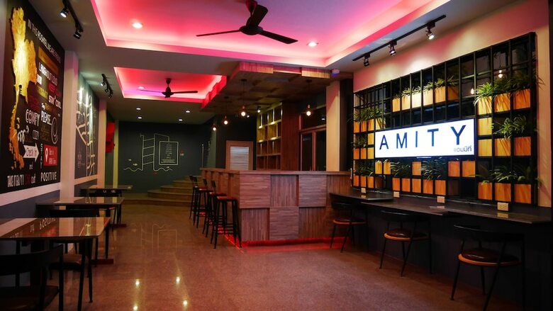 Hostal Amity Poshtel