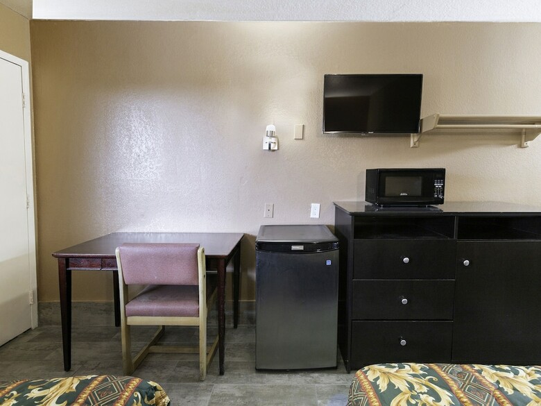 Motel Hotel Lake Charles Hwy 10