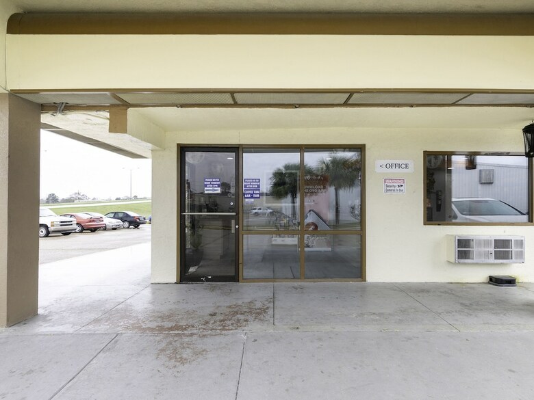 Motel Hotel Lake Charles Hwy 10