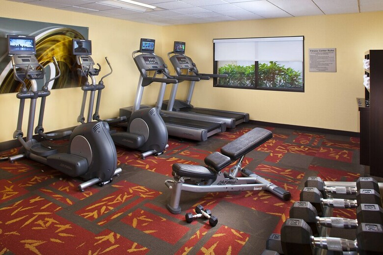 Hotel Courtyard By Marriott Memphis East/park Avenue