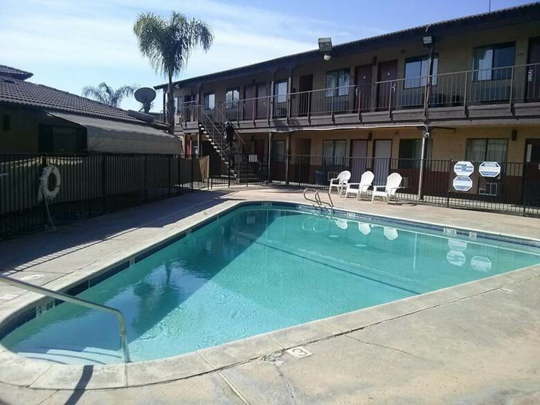 Motel Best Economy Inn N Suites