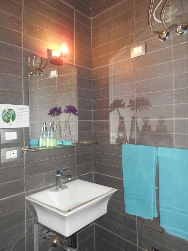B&B Orlando Suites