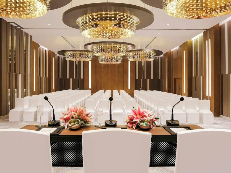 Hotel Novotel Guwahati Gs Road
