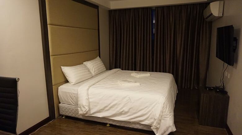 Hotel West Avenue Suites