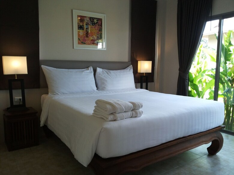 Villa Sakoo Valley Naithon Beach
