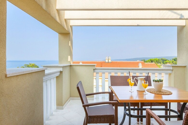 Aparthotel Luxury Villa Mande