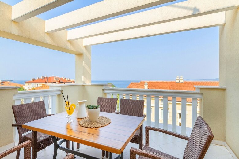 Aparthotel Luxury Villa Mande