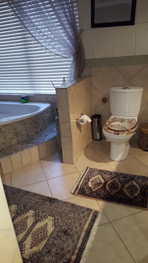 Hotel Kumbaya House