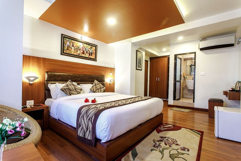 Hotel Shreesu